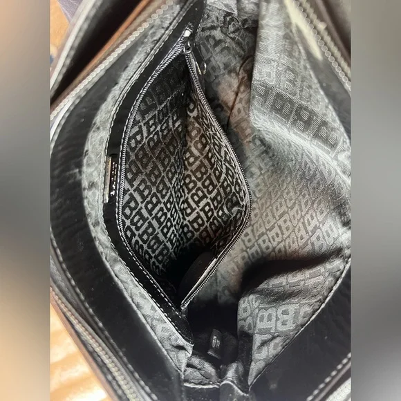 BALLY Made in Italy Classic Black Leather Handbag - Picture 7 of 12